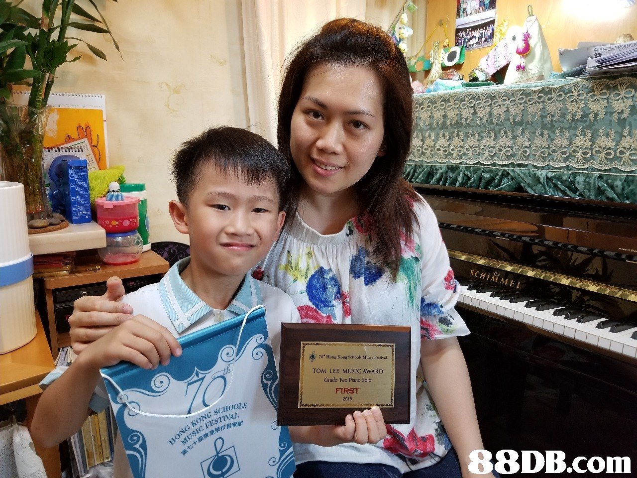 SCHIM MEL Honu Kong Schools Mussc Festival TOM LEE MUSIC AWARD Grade Two Piano Solo FIRST 2018 NG SCHOOLS SIC FESTIVAL 學校音樂節   child,girl,product,